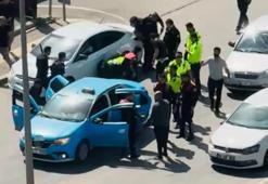 Gaziantep'te taksiciyi rehin alıp, polisle çatışan şahıs yaşanan kovalamaca sonucu yakalandı