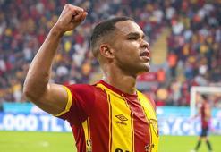 Göztepe'de Juan 15 milyon Euro'yu elinin tersiyle itip gerçeği açıkladı