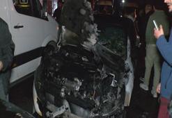 Üsküdar'da 3 araçta yangın: Park halinde alev aldılar