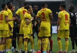 Göztepe'de ayrılıklar peş peşe! 2 futbolcu bavulunu topladı, veda ediyor