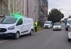 Önce karısının boğazını kesti: Sokak ortasında kendini de öldürdü! 13 yaşında çocuk ihbar etti