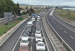 İstanbul’dan çıkışlar kilitlendi, akın akın gidiyorlar!