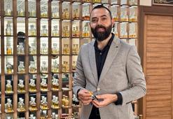 14 yıl önce hobi olarak başladı: Odasına giren gözlerine inanamıyor! Tam 400 çeşit: Stresten kaçarken dünya koleksiyoneri oldu!
