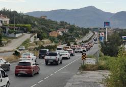 Muğla'da kuyruğun uzunluğu ölçüldü: Tatilciler akın edince ortaya çıktı