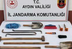 3 kaçak kazıcıya suçüstü! Aydın'da kaçak kazıcılara operasyon: Dedektörle yakalandılar!