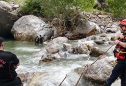 Kahramanmaraş'ta balık tutarken nehre düşen kişiyi arama çalışmaları sürüyor