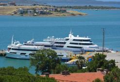 Ayvalık Midilli hattında yüzler güldü: 7 bin kişi ziyaret etti