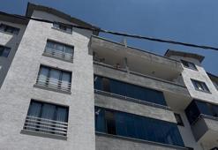 Bursa'da korkunç cinayet! 10 yaşındaki oğlunun gözü önünde eşini defalarca bıçaklayarak öldürdü