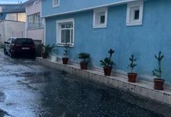 Gök gürültülü sağanak, dolu yağışı Bayburt'ta etkili oldu