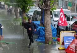 Meteoroloji uyarmıştı: Kars’ı dolu vurdu, beyaza büründü