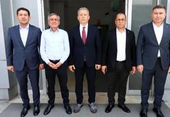 İnşaatı süren halı sahalar ve merkezler için flaş karar! Yatırımlar masaya yatırıldı