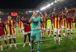 Göztepe'de Mateusz Lis gitti, Stanimir Stoilov İranlı kaleciyi istedi