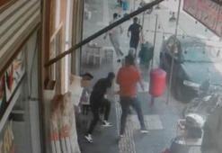 Kebapçıda çıkan silahlı ve bıçaklı kavga kanlı bitti