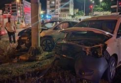 3 otomobilin karıştığı zincirleme trafik kazasında 5 kişi yaralandı