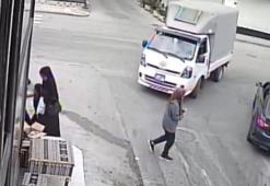 Yıldırım’da korku dolu anlar kameraya böyle yansıdı
