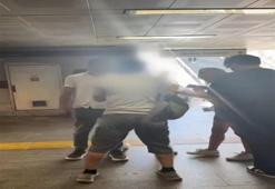 Şişli'de metrobüste gizlice fotoğrafını çekti: Yakalanınca darp edildi