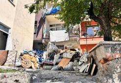 Antalya'da engelli annesine 7 yıl baktı: Babası bir gün gelip aldı, çöp eve soktu!