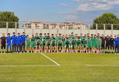 Bursaspor yeni sezon için sahaya indi, Mustafa Er yol haritasını çizdi