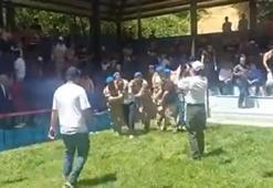 Tartışmalı yağlı güreş organizasyonu olaylı başladı! Akrabalar kavgaya tutuştu, jandarma güçlükle ayırdı