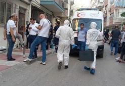 Manisa'da kan donduran olay! Kardeşinin cesediyle 2 gün yaşamış: Kötü koku mahalleyi ayağa kaldırdı