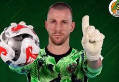 Alanyaspor'da Brezilyalı kaleci Paulo Victor'un sözleşmesi 1 yıl uzatıldı
