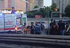 Beylikdüzü'nde zincirleme kazaya polis de karıştı: 1 yaralı