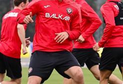 Çorum FK'da deprem! Uğur Uçar 3 oyuncuyu birden kapıya koydu