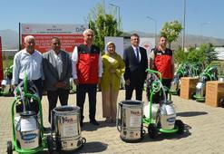 Muş'ta 518 üreticiye elektrikli yayık ve süt sağım makinesi dağıtıldı