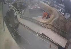 Rize’de yolda göçük meydana geldi! Çökme anı güvenlik kamerasına böyle yansıdı