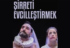 Moda Sahnesi’nde Shakespeare Rüzgarı: "Şirreti Evcilleştirmek" bu akşam Kadıköy’de sahnede