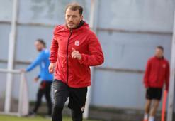 Sivasspor'da eski futbolcusunu yeniden transfer etti