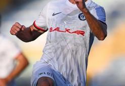 Çorum FK'yı Süper Lig'e çıkardı, kendi 1. Lig takımına transfer oldu