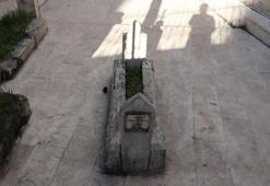 Sivas'ın ortasında bir şairin babası yatıyor: Tarihe ışık tutuyor