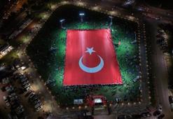 Kayseri’de dünyanın en büyük Türk bayrağı açıldı