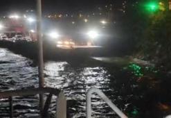 Fırtına Elazığ'da etkili oldu: Feribot iskeleye yanaşamadı