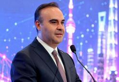 Bakan Kacır: 6. Ulusal Arktik Bilimsel Araştırma Seferi ekibi Kuzey Kutbu'ndaki deniz buzu hattına ulaştı