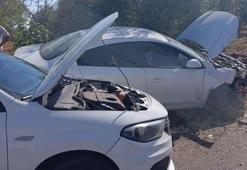 Besni'de otomobiller çarpıştı 3 kişi yaralandı