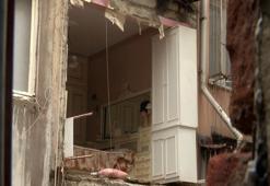 Şişli'de deprem korkusu: Bir binanın duvarı çökünce mahalleli paniğe kapıldı