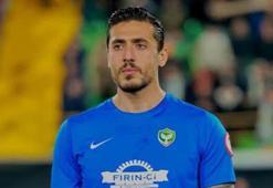 Amed Sportif Faaliyetler’de kaleci Veysel Sapan, kendisine kulüp bulmak amacıyla kamptan ayrıldı