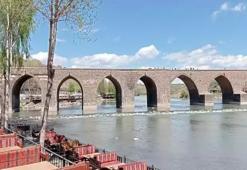 Diyarbakır’da bir ‘demlik çay’ fiyatı 850 TL oldu!