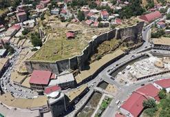 Bitlis Kalesi’ndeki 22 yıllık kazı çalışmalarında sona gelindi
