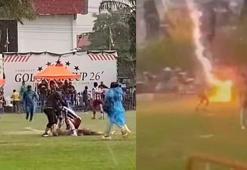 Maç sırasında sahaya yıldırım düştü: 1 ölü, 9 yaralı