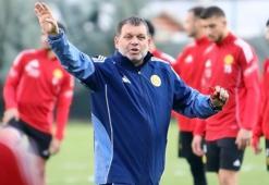 Eskişehirspor'da Hakan Şapcı istemedi! 2 oyuncuyu birden kapıya koydu