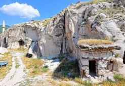 Ankara’nın 'Mini Sümela'sı: keşfedilmeyi bekliyor: Kızılcahamam’daki tarihi Alicin Manastırı gizemini koruyor