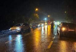 Şiddetli yağışlar Tirebolu-Torul kara yolunu ulaşıma kapattı