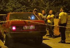 Bartın'da polisten kaçan ehliyetsiz sürücü akrabasına çarptı