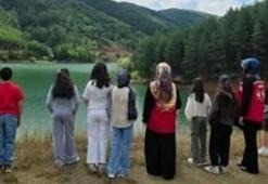Dümene geçtiler, müze gezdiler: Kelkitli Çocuklar Demirözü’nde Unutulmaz bir gün yaşadı!