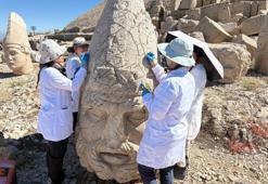 Nemrut'un dev heykellerine nanoteknolojik çözeltili koruma: 5 yıl sürecek