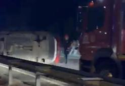 Düzce’de otomobil bariyerlere çarparak devrildi