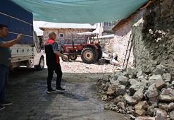 Kayseri'de korkutan deprem; bazı evlerde hasar oluştu!